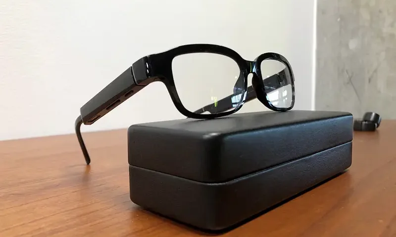 Amazon's eyeglasses that come with its virtual assistant Alexa, the Echo Frames, rest on a display at the company's headquarters in Seattle, Washington, U.S. September 25, 2019. REUTERS/Jeffrey Dastin/File Photo