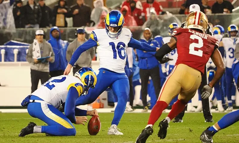 Los Angeles Rams kicker Joshua Karty (16) scores a field goal against the San Francisco 49ers during the second quarter at Levi's Stadium. Mandatory Credit: Kelley L Cox-Imagn Images