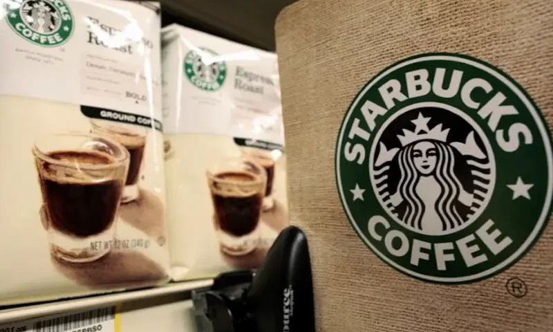 Packets of Starbucks coffee are seen in a supermarket in Santa Monica, California, January 27, 2011. REUTERS/Lucy Nicholson/File Photo