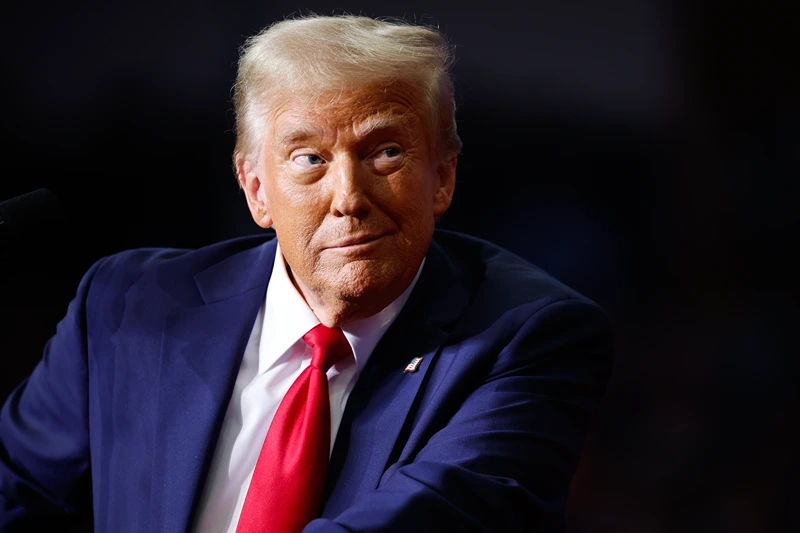 PITTSBURGH, PENNSYLVANIA - NOVEMBER 04: Republican presidential nominee, former President Donald Trump holds a campaign rally at the PPG Paints Arena on November 04, 2024 in Pittsburgh, Pennsylvania. With one day left before the general election, Trump is campaigning for re-election in the battleground states of North Carolina, Pennsylvania and Michigan. (Photo by Chip Somodevilla/Getty Images)