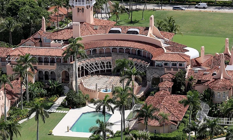 PALM BEACH, FLORIDA - SEPTEMBER 14: In this aerial view, former U.S. President Donald Trump's Mar-a-Lago estate is seen on September 14, 2022 in Palm Beach, Florida. Trump's legal team is currently negotiating with the Justice Department regarding the selection of a Special Master to review documents, some marked Top Secret, seized when the FBI searched the compound. (Photo by Joe Raedle/Getty Images)