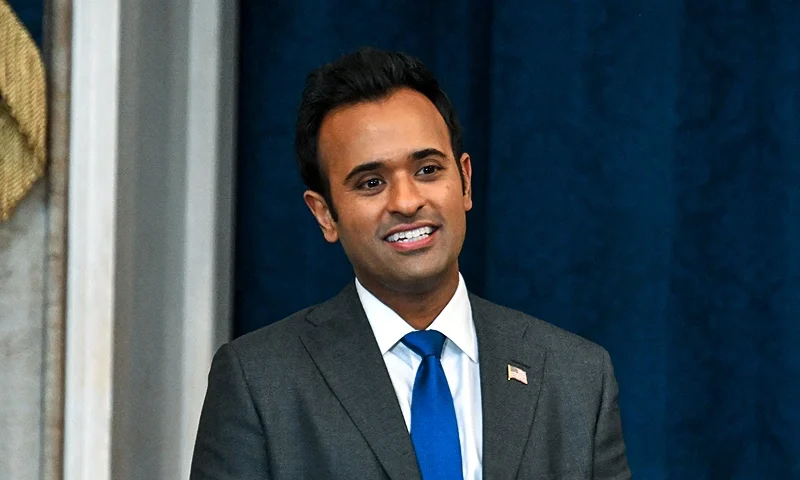 Vivek Ramaswamy and Susie Wiles arrive before the inauguration of Donald Trump as the 47th president of the United States takes place inside the Capitol Rotunda of the U.S. Capitol building in Washington, D.C., Monday, January 20, 2025. (Photo by Kenny Holston/The New York Times / POOL / AFP) (Photo by KENNY HOLSTON/THE NEW YORK TIMES/POOL/AFP via Getty Images)