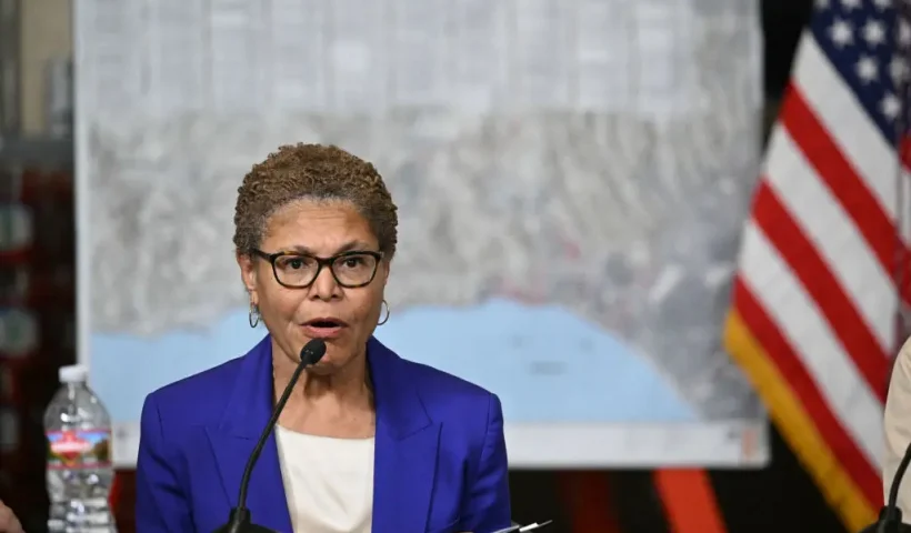 Los Angeles Mayor Karen Bass speaks during a fire emergency briefing at Station 69 in Pacific Palisades, a neighborhood of Los Angeles, California, on January 24, 2025. (Photo by Mandel NGAN / AFP) (Photo by MANDEL NGAN/AFP via Getty Images)
