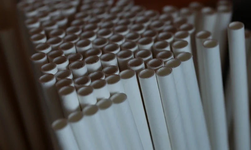 SAN FRANCISCO, CA - JUNE 21: Paper straws sit on the bar at Fog Harbor Fish House on June 21, 2018 in San Francisco, California. San Francisco, Oakland and Berkeley are all considering bans on plastic straws but are facing the difficult challenge of finding suppliers that make paper straws. Aardvark Straws, one of a few paper straw manufacturers in the United States, has seen a 5000 percent surge in sales over the past two years and currently is about two months behind on production. (Photo by Justin Sullivan/Getty Images)