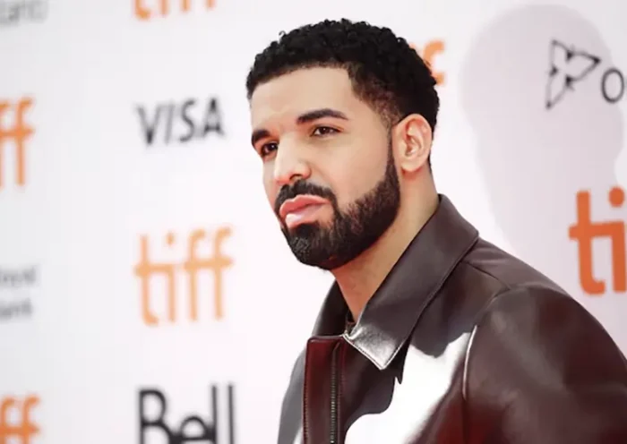 Rapper Drake arrives on the red carpet for the film "The Carter Effect" at the Toronto International Film Festival (TIFF), in Toronto, Canada, September 9, 2017. REUTERS/Mark Blinch/File Photo