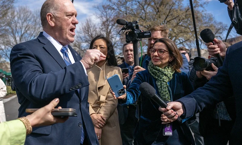 White House 'border czar' Tom Homan speaks with reporters outside the White House in Washington, DC, on March 17, 2025. (Photo by Jim WATSON / AFP) (Photo by JIM WATSON/AFP via Getty Images)