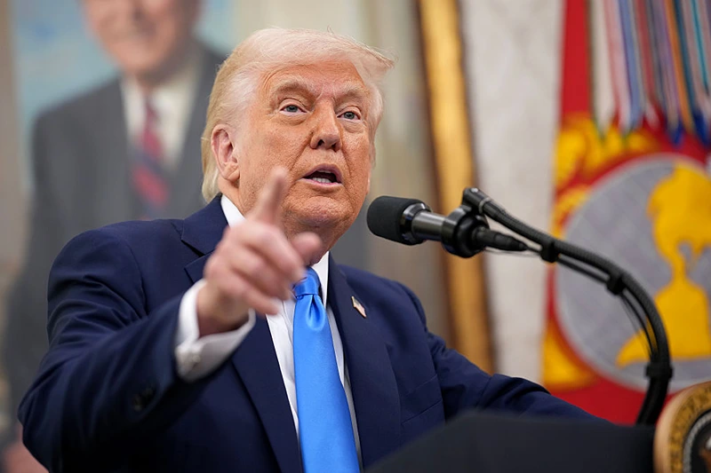 WASHINGTON, DC - MARCH 28: U.S. President Donald Trump announces that his administration has reached a deal with elite law firm Skadden, Arps, Slate, Meagher & Flom during a swearing-in ceremony in the Oval Office at the White House on March 28, 2025 in Washington, DC. Trump will host the swearing in of his former personal attorney and White House Presidential counselor Alina Habba as interim U.S. Attorney in New Jersey. (Photo by Andrew Harnik/Getty Images)