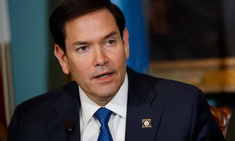 WASHINGTON, DC - APRIL 25: U.S. Secretary of State Marco Rubio delivers remarks during a a Declaration of Principles signing ceremony with Democratic Republic of the Congo Foreign Minister Thérèse Kayikwamba Wagner and Rwandan Foreign Minister Olivier Nduhungirehe at the State Department on April 25, 2025 in Washington, DC. The U.S.-facilitated agreement promotes ending fighting in the region while bringing economic development between the two nations. (Photo by Kevin Dietsch/Getty Images)