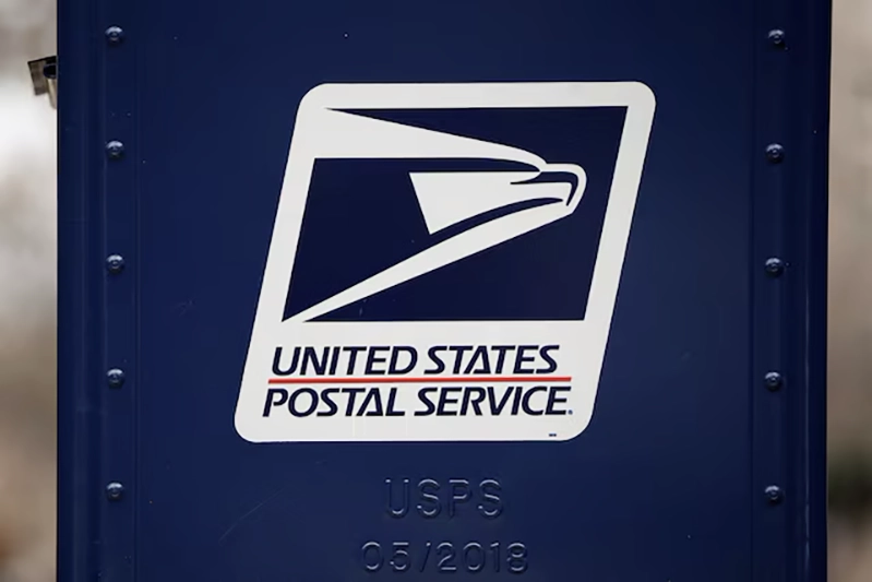A United States Postal Service (USPS) collection box is pictured in Washington, U.S., December 18, 2024. REUTERS/Benoit Tessier/File photo