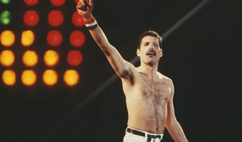 British singer Freddie Mercury (1946 - 1991) of rock band Queen in concert at Leeds Football Club, UK, 29th May 1982. (Photo by Keystone/Hulton Archive/Getty Images)