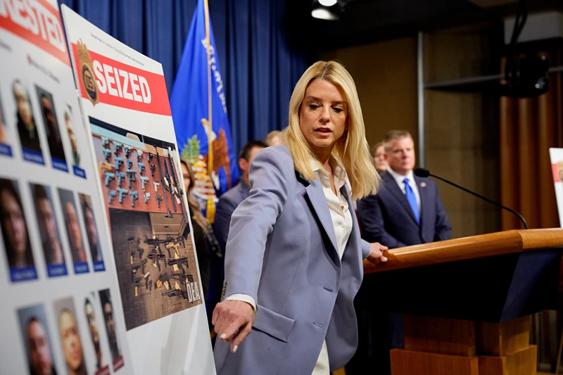 WASHINGTON, DC - MAY 6: U.S. Attorney General Pam Bondi points to a photograph of Heriberto Salazar Amaya, who she described as the head of a criminal organization during a news conference at the Department of Justice on May 6, 2025 in Washington, DC. The Justice Department along with the Drug Enforcement Administration (DEA) and the U.S. Attorney's Office for the District of New Mexico announced that they have completed an operation targeting a large drug trafficking organization that has been dealing fentanyl and other illicit narcotics. (Photo by Andrew Harnik/Getty Images)