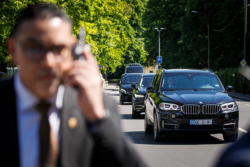 The convoy carrying the US Secretary of Treasury arrives to the residency of the permanent Swiss Ambassador to the United Nations offices during talks between Seniors US and Chinese officials on tariffs, in Geneva on May 11, 2025. Talks between top US and Chinese officials resumed for a second day May 11, after the US President voiced optimism over the negotiations aimed at de-escalating trade tensions sparked by his aggressive tariff rollout. (Photo by VALENTIN FLAURAUD / AFP) (Photo by VALENTIN FLAURAUD/AFP via Getty Images)