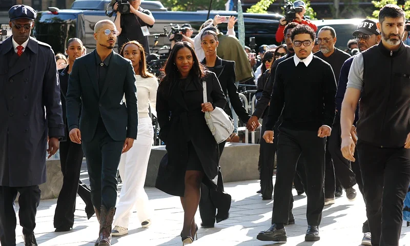 NEW YORK, NEW YORK - MAY 12: Quincy Brown, Chance Combs, D'Lila Star Combs, Jessie Combs, Love Combs, Justin Combs, Christian King Combs, Diddy Combs children arrive for the continuation of the jury selection phase of the Sean “Diddy” Combs trial at the Southern District Manhattan Federal court on May 12, 2025 in New York City. Combs has been charged with sex trafficking, racketeering conspiracy, and transporting to engage in prostitution. Combs has been in custody at the Metropolitan Detention Center in Brooklyn New York since his arrest last September and has pleaded not guilty on all charges. (Photo by John Lamparski/Getty Images)