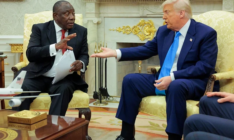 President of South Africa Cyril Ramaphosa (L) and U.S. President Donald Trump exchange words during a meeting in the Oval Office of the White House on May 21, 2025 in Washington, DC. Relations between the two countries have been strained since Trump signed an executive order in February that claimed white South Africans are the victims of government land confiscation and race-based “genocide” while admitting some of those Afrikaners as refugees to the United States. Trump also halted all foreign aid to South Africa and expelled the country’s Ambassador to the U.S. Ebrahim Rasool. (Photo by Chip Somodevilla/Getty Images)