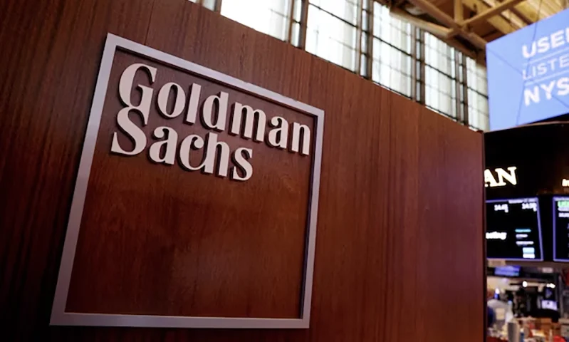 The logo for Goldman Sachs is seen on the trading floor at the New York Stock Exchange (NYSE) in New York City, New York, U.S., November 17, 2021. REUTERS/Andrew Kelly/File Photo