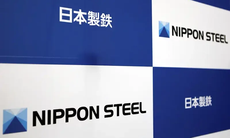 The logos of Nippon Steel Corp. are didplayed at the company headquarters in Tokyo, Japan March 18, 2019. Picture taken March 18, 2019. REUTERS/Yuka Obayashi/File Photo