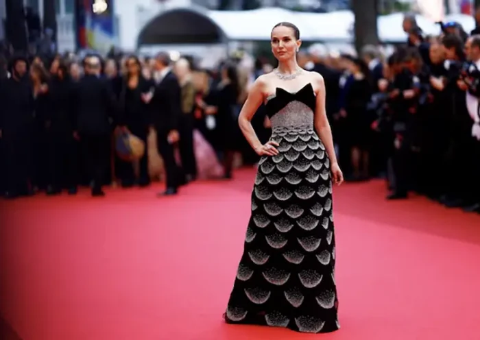 Natalie Portman poses on the red carpet during arrivals for the screening of the film "Eddington" in competition at the 78th Cannes Film Festival in Cannes, France, May 16, 2025. REUTERS/Manon Cruz/File Photo
