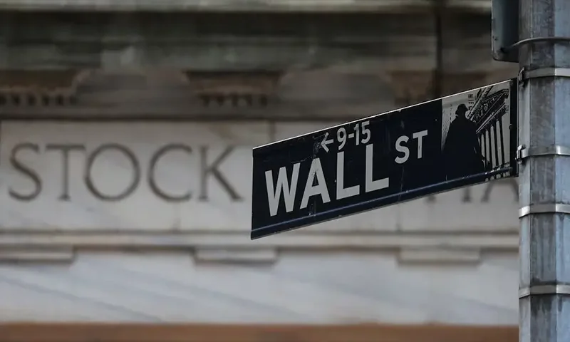 A view shows the New York Stock Exchange (NYSE) Wall Street entrance in New York City, U.S., April 7, 2025. REUTERS/Kylie Cooper/File Photo