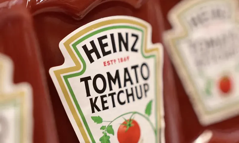 Bottles of Heinz Ketchup are displayed on a shelf in a supermarket in Sarajevo, Bosnia and Herzegovina October 29, 2024. REUTERS/Dado Ruvic//File Photo
