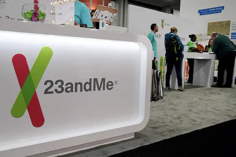 Attendees visit the 23andMe booth at the RootsTech annual genealogical event in Salt Lake City, Utah, U.S., February 28, 2019. REUTERS/George Frey/File Photo