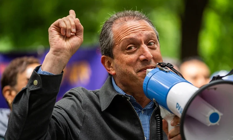 Brad Lander gestures as he addresses attendees at the New York Working Families Party rally in Fort Greene Park, Brooklyn, New York, USA. (Photo by Madison Swart / Hans Lucas / Hans Lucas via AFP) (Photo by MADISON SWART/Hans Lucas/AFP via Getty Images)