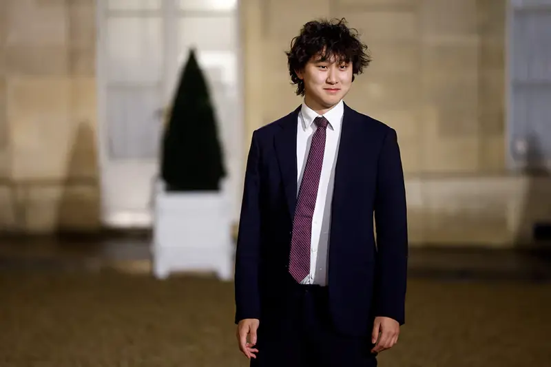 Alexandr Wang, CEO of Scale AI, arrives for a meeting with international investors in IA at the Elysee Palace as part of the Artificial Intelligence (AI) Action Summit in Paris, France, February 10, 2025. REUTERS/Gonzalo Fuentes/File Photo