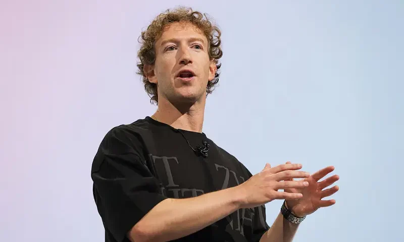 Meta CEO Mark Zuckerberg makes a keynote speech during the Meta Connect annual event, at the company's headquarters in Menlo Park, California, U.S. September 25, 2024. REUTERS/Manuel Orbegozo/File Photo