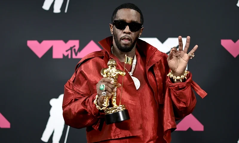 NEWARK, NEW JERSEY - SEPTEMBER 12: Diddy poses in the press room with his Global Icon Award at the 2023 MTV Video Music Awards at Prudential Center on September 12, 2023 in Newark, New Jersey. (Photo by Dimitrios Kambouris/Getty Images)