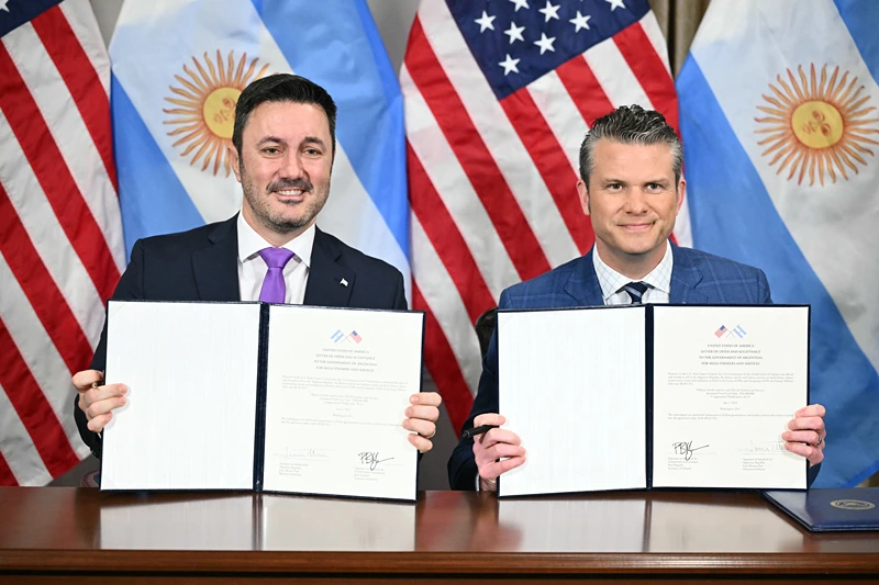 Hegseth hosts Argentinian Defense Minister at Pentagon as Argentina works to bolster defense relationship with U.S.