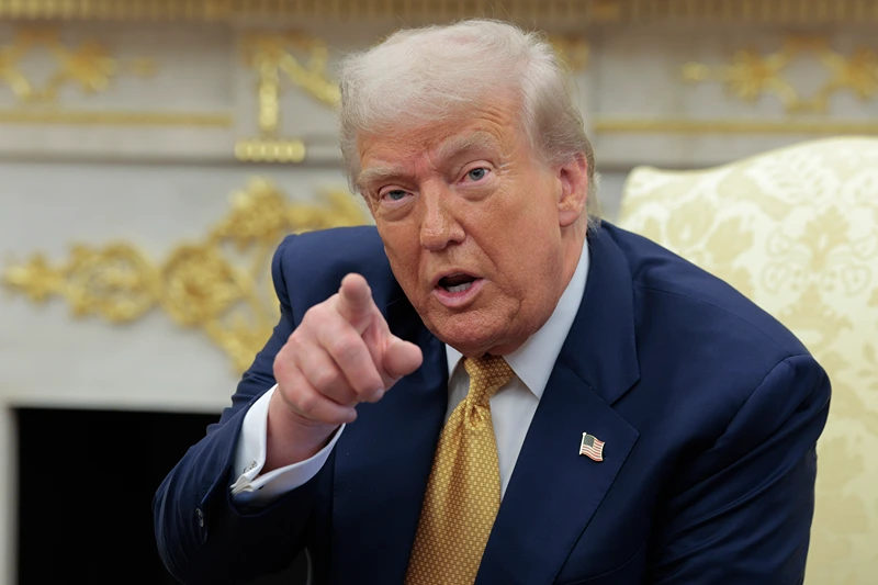U.S. President Donald Trump calls on a reporter during a meeting with Philippine President Ferdinand Marcos Jr. in the Oval Office at the White House on July 22, 2025 in Washington, DC. Trump and Marcos are expected to discuss trade tariffs, increasing security cooperation in the face of China’s growing maritime power in the West Philippine Sea and other topics. (Photo by Chip Somodevilla/Getty Images)