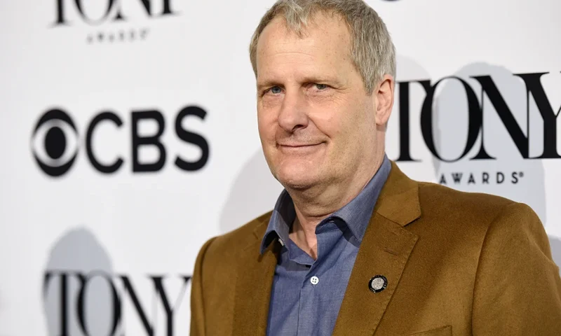 NEW YORK, NY - MAY 04: Jeff Daniels attends the 2016 Tony Awards Meet The Nominees Press Junket at Diamond Horseshoe at the Paramount Hotel on May 4, 2016 in New York City. (Photo by Matthew Eisman/Getty Images)