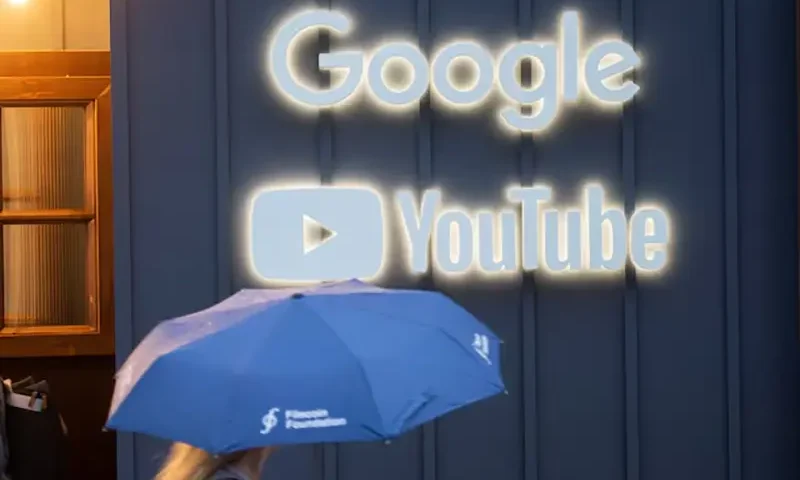 The logos of Google and YouTube are seen in Davos, Switzerland, May 22, 2022. REUTERS/Arnd Wiegmann/File Photo