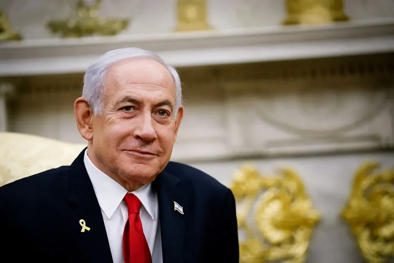 WASHINGTON, DC - APRIL 07: Israeli Prime Minister Benjamin Netanyahu attends a meeting with U.S. President Donald Trump in the Oval Office of the White House on April 7, 2025 in Washington, DC. President Trump is meeting with Netanyahu to discuss ongoing efforts to release Israeli hostages from Gaza and newly imposed U.S. tariffs. (Photo by Kevin Dietsch/Getty Images)