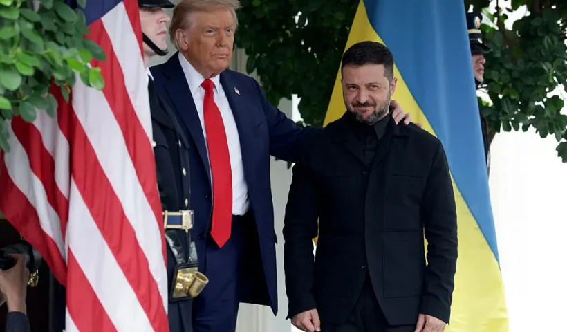 WASHINGTON, DC - AUGUST 18: U.S. President Donald Trump greets Ukrainian President Volodymyr Zelensky at the White House on August 18, 2025 in Washington, DC. President Trump is hosting President Zelensky at the White House for a bilateral meeting and later an expanded meeting with European leaders to discuss a peace deal between Russia and Ukraine. (Photo by Alex Wong/Getty Images)