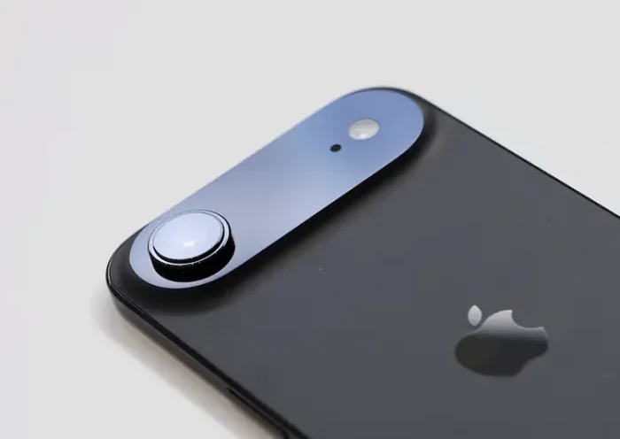 An iPhone Air is displayed during an Apple's event at the Steve Jobs Theater, in Cupertino, California, U.S. September 9, 2025. REUTERS/Manuel Orbegozo