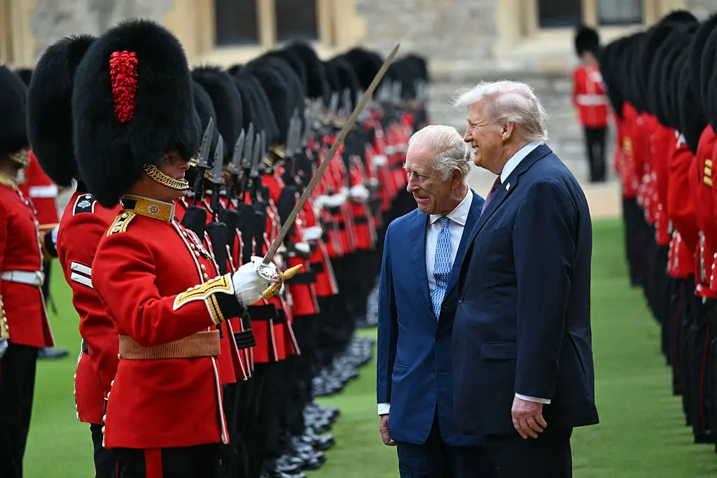 Trump and King Charles inspect the Royal Guard