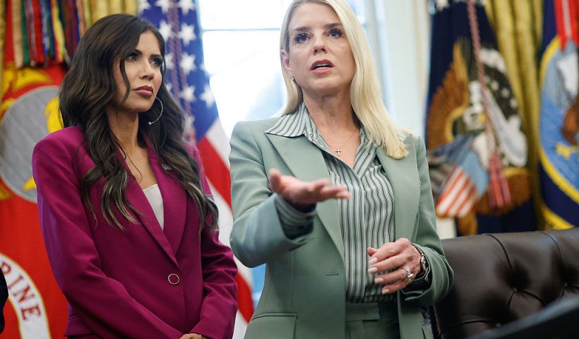 WASHINGTON, DC - SEPTEMBER 15: Attorney General Pam Bondi (R) speaks during an event where U.S. President Donald Trump signed a Presidential Memorandum in the Oval Office on September 15, 2025 in Washington, DC. Trump signed a memorandum that will send members of the National Guard and federal law enforcement agencies to Memphis, Tennessee in an effort to decrease crime in the city. Also pictured is Secretary of Homeland Security Kristi Noem (L). (Photo by Kevin Dietsch/Getty Images)