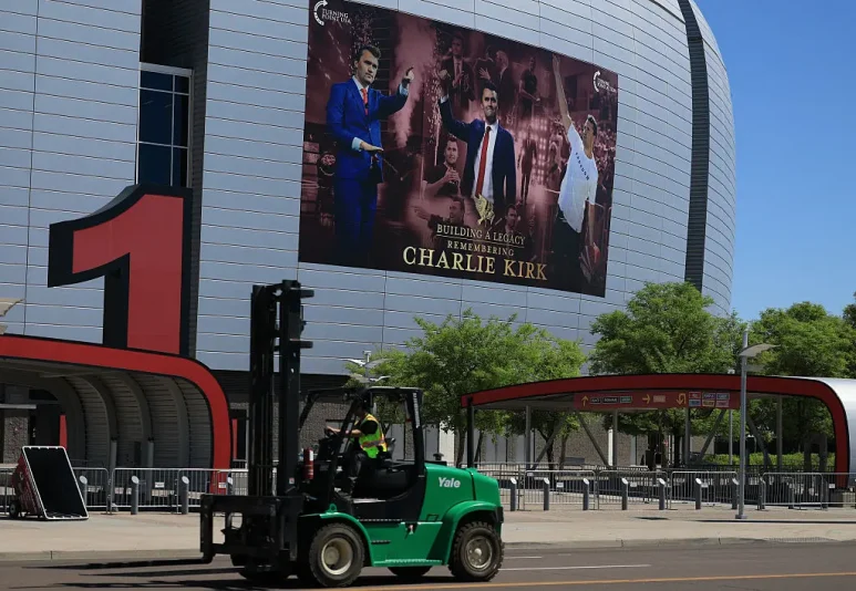 GLENDALE, ARIZONA - SEPTEMBER 20: A general view of State Farm Stadium, home of the Arizona Cardinals, as it is prepared to host a memorial service for political activist Charlie Kirk on September 20, 2025 in Glendale, Arizona. Kirk, the CEO and co-founder of Turning Point USA, was shot and killed on September 10th while speaking at an event for his "American Comeback Tour" at Utah Valley University. The memorial on Sunday is open to the public, and the program will begin at 11 a.m. with President Donald Trump scheduled to attend. (Photo by Joe Raedle/Getty Images)