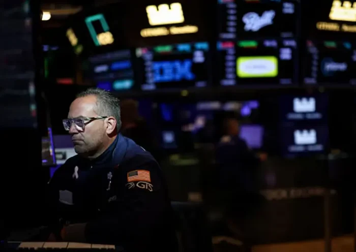 A trader works on the floor at the New York Stock Exchange (NYSE) in New York City, U.S., September 9, 2025. REUTERS/Brendan McDermid