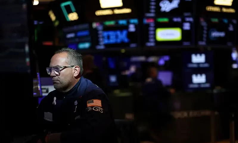 A trader works on the floor at the New York Stock Exchange (NYSE) in New York City, U.S., September 9, 2025. REUTERS/Brendan McDermid