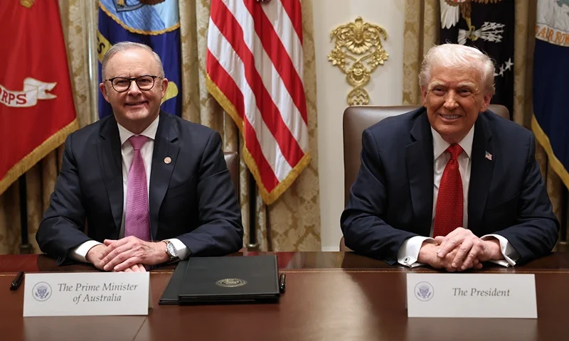 WASHINGTON, DC - OCTOBER 20: Prime Minister of Australia Anthony Albanese (L) and U.S. President Donald Trump speak to reporters after signing a $8.5 billion rare earth minerals agreement during a bilateral meeting in the Cabinet Room of the White House on October 20, 2025 in Washington, DC. Albanese is visiting the U.S. Capital to meet with President Trump and later visit the Pentagon. (Photo by Anna Moneymaker/Getty Images)