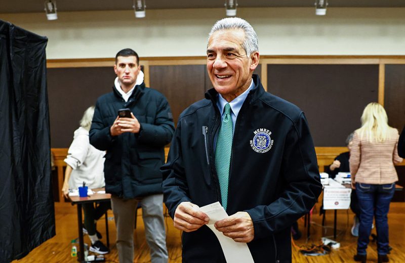 N.J. Gov. candidate Ciattarelli votes early