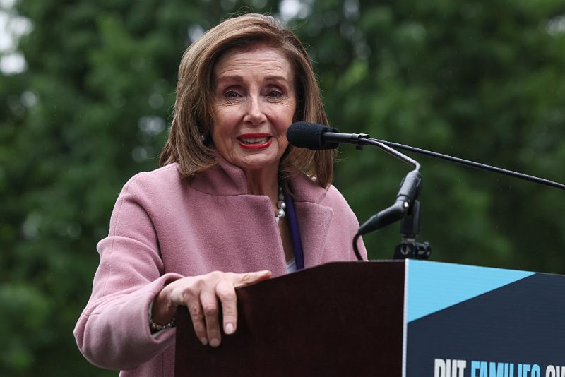 Nancy Pelosi announces retirement from Congress