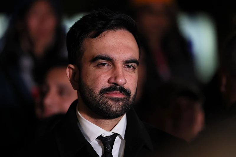 NEW YORK, NEW YORK - NOVEMBER 03: New York Mayoral Candidate Zohran Mamdani attends a campaign event at Dutch Kills Playground on November 03, 2025 in the Astoria neighborhood of the Queens borough in New York City. On the eve of Election Day, Mamdani was joined by elected officials as he spoke during a volunteer canvass launch in Astoria. Mamdani, who leads in the polls and is the front runner in the mayoral election, is running against Independent New York City mayoral candidate Andrew Cuomo and Republican mayoral candidate Curtis Sliwa. More than 735,000 people have voted early, according to the Board of Elections, more than four times as many as in the 2021 contest. (Photo by Michael M. Santiago/Getty Images)