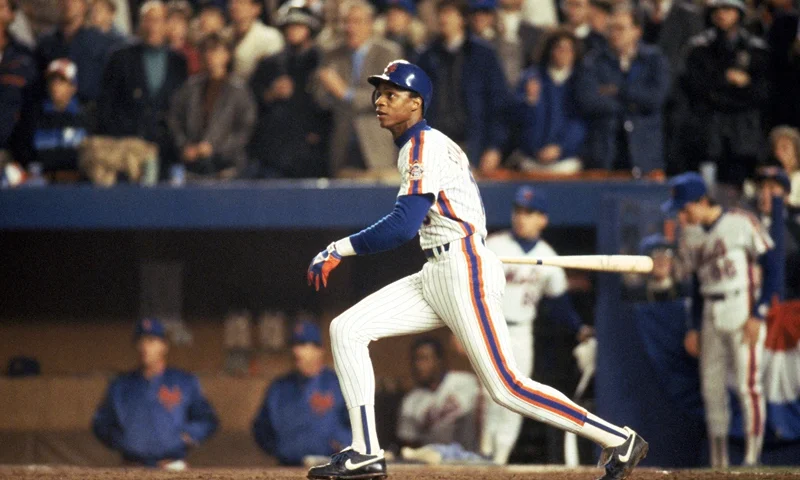 FLUSHING, NY - OCTOBER 27: Right fielder Darryl Strawberry #18 of the New York Mets swings during game 7 of the 1986 World Series against the Boston Red Sox at Shea Stadium on October 27, 1986 in Flushing, New York. The Mets won the series 4-3. (Photo by T.G. Higgins/Getty Images)