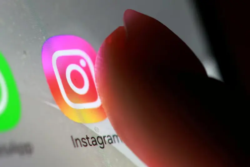Instagram app icon is seen on a smartphone in this illustration taken October 27, 2025. REUTERS/Dado Ruvic/Illustration/File Photo