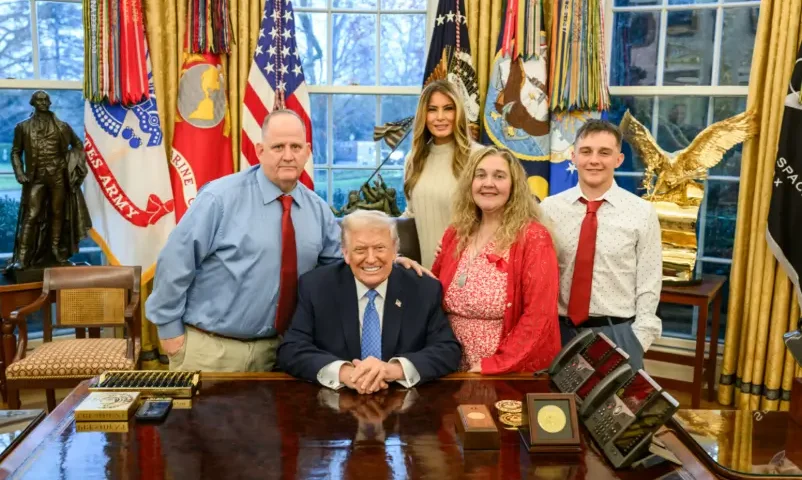 President Donald Trump and First Lady Melania Trump meet with the parents and younger brother of National Guardsman Andrew Wolfe. (President Donald Trump; Truth Social)