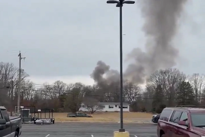 A mid-air collision involving two helicopters in South New Jersey resulted in the death of at least one person and the critical injury of another - via X