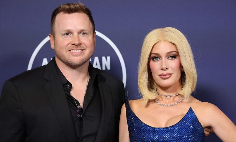 US television personalities Heidi Montag and her husband Spencer Pratt arrive for the 51st American Music Awards at the Fontainebleau in Las Vegas, Nevada on May 26, 2025. (Photo by Michael Tran / AFP) (Photo by MICHAEL TRAN/AFP via Getty Images)