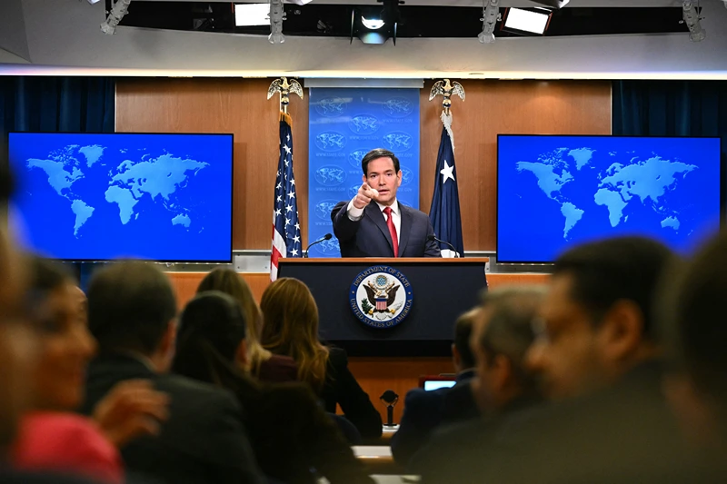 Rubio: U.S. is at war with drug trafficking organizations, not Venezuela